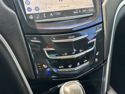 Used 2019 Cadillac XTS Luxury FWD image 30
