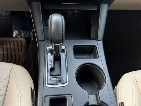 Used 2018 Subaru Outback 2.5i Limited image 18