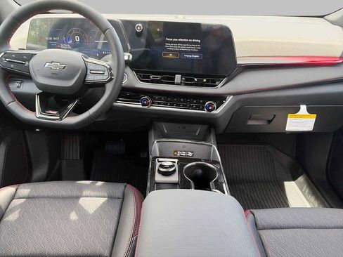 New 2026 Chevrolet Equinox RS w/ Convenience Package III FWD image 13