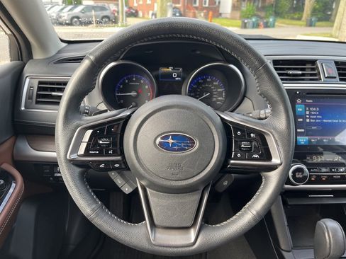 Used 2019 Subaru Outback 2.5i Touring image 12