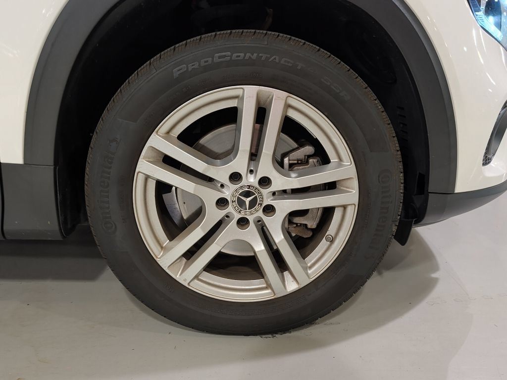 Used 2022 Mercedes-Benz GLB 250 4MATIC image 6