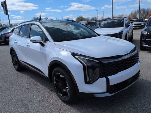 New 2026 Kia Sportage EX FWD image 1