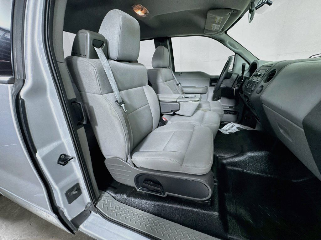 Used 2004 Ford F150 XLT RWD image 29