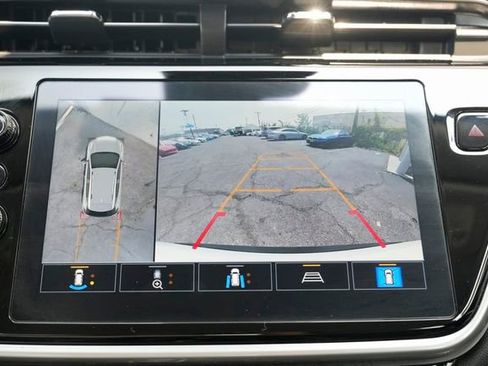 Used 2022 Chevrolet Bolt EUV Premier FWD image 45