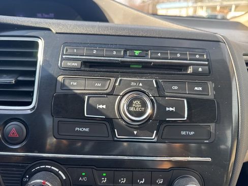 Used 2013 Honda Civic LX image 17