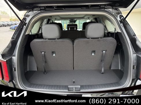 New 2026 Kia Sorento S w/ S Panoramic Sunroof Package AWD/4WD image 17