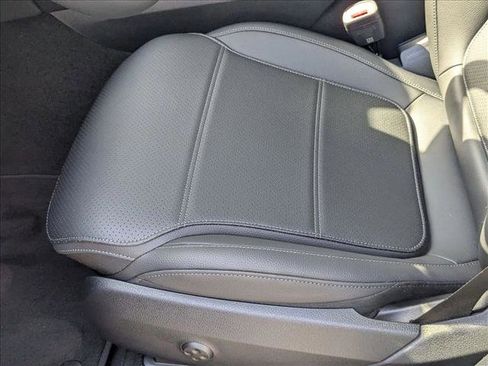 New 2026 Mercedes-Benz GLC 300 image 4