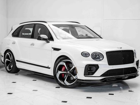 Certified 2022 Bentley Bentayga image 1