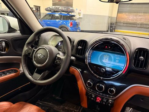 Certified 2023 MINI Cooper Countryman S w/ Signature Upholstery Package image 31