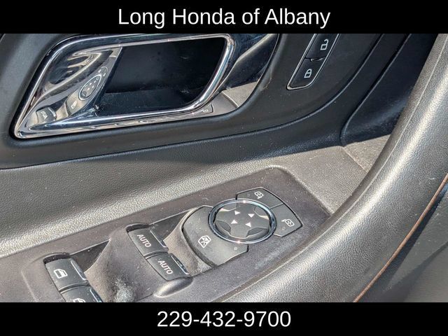 Used 2018 Ford Taurus Limited FWD image 13