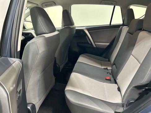 Used 2014 Toyota RAV4 LE image 21