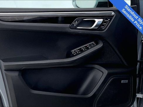 Used 2020 Porsche Macan S image 23