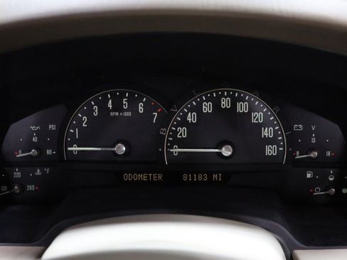Used 2005 Cadillac XLR RWD image 46