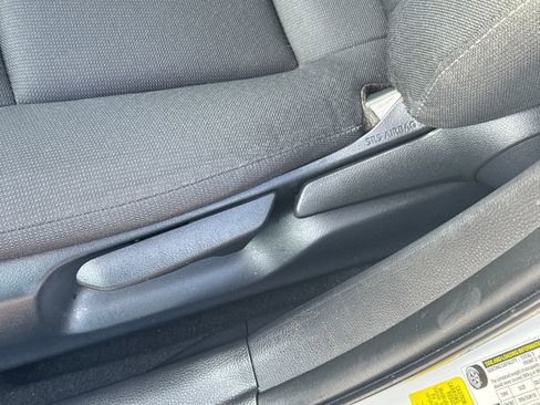 Used 2024 Toyota Corolla LE image 47