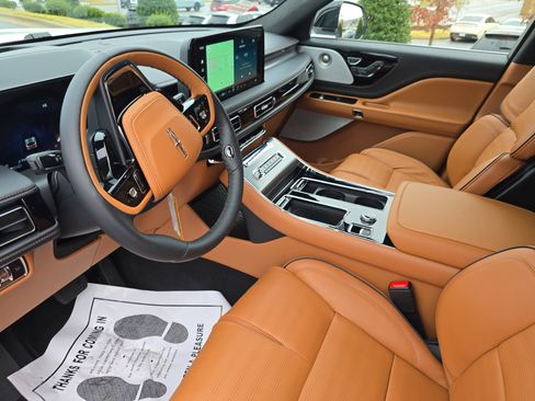 New 2026 Lincoln Aviator Black Label image 15