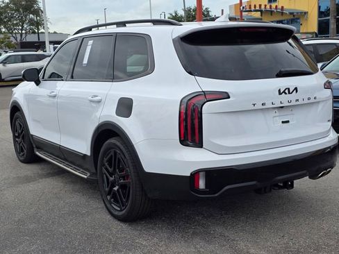 Certified 2025 Kia Telluride SX Prestige X-Line AWD/4WD image 9