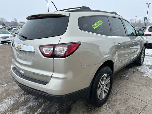 Used 2015 Chevrolet Traverse LT image 5