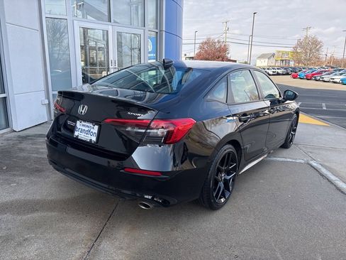 Used 2022 Honda Civic Sport image 6