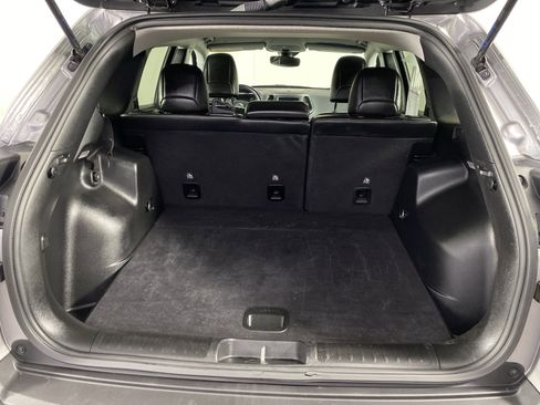 Used 2021 Jeep Cherokee Trailhawk image 33