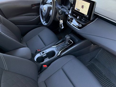 Used 2026 Toyota Corolla LE FWD image 17