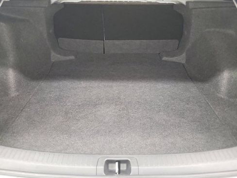 Used 2025 Toyota Corolla LE FWD image 9