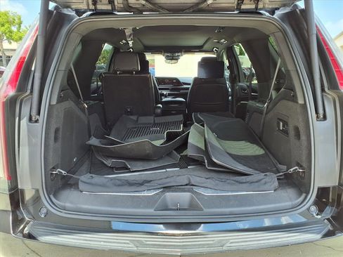 Used 2022 Cadillac Escalade Sport image 17