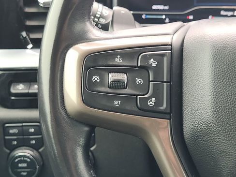 Used 2022 Chevrolet Silverado 1500 High Country w/ High Country Premium Package AWD/4WD image 30