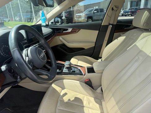 Used 2020 Audi A4 2.0T Premium w/ Convenience Package FWD image 4
