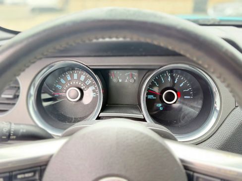 Used 2014 Ford Mustang Coupe RWD image 29