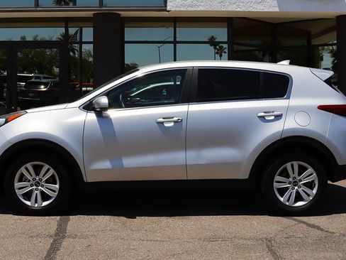 Used 2019 Kia Sportage LX FWD image 8