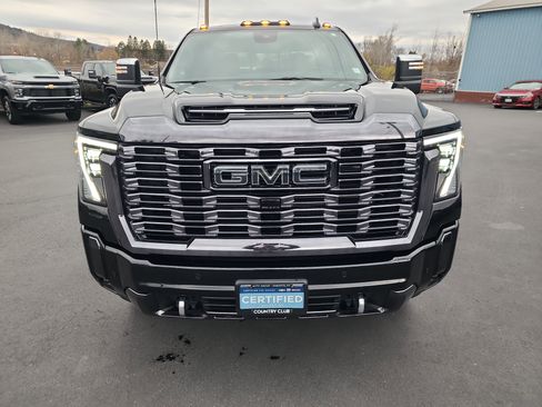 Certified 2024 GMC Sierra 2500 Denali Ultimate image 3