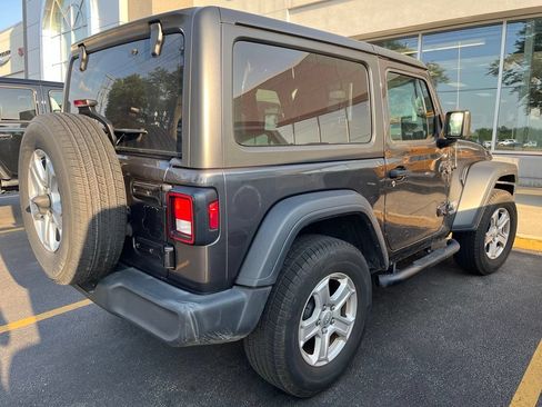 Used 2019 Jeep Wrangler Sport AWD/4WD image 4