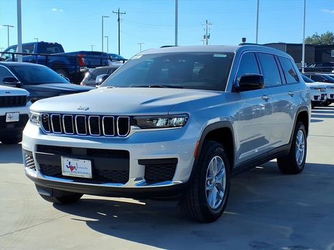 New 2025 Jeep Grand Cherokee L Laredo w/ Luxury Tech Group I image 6
