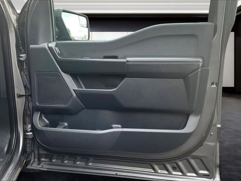 Used 2022 Ford F150 XL w/ STX Appearance Package image 19