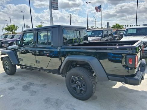 New 2026 Jeep Gladiator Sport image 5