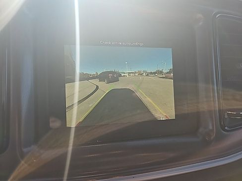 Certified 2022 Dodge Challenger R/T image 25