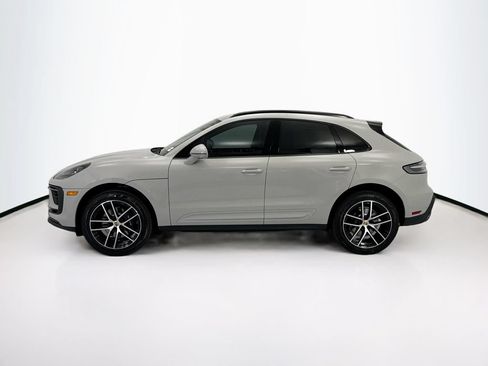 Used 2026 Porsche Macan AWD/4WD image 2