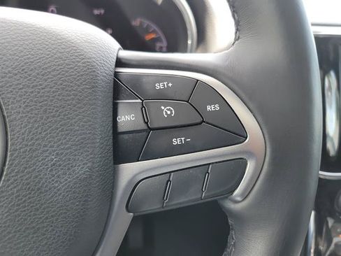 Used 2020 Jeep Grand Cherokee Limited RWD image 46
