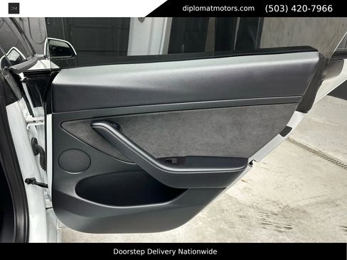 Used 2022 Tesla Model 3 Long Range image 25