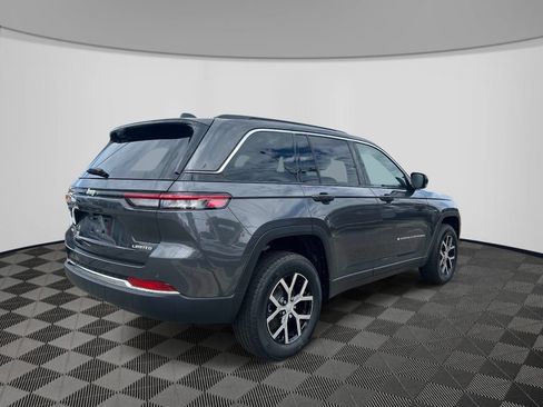 Certified 2025 Jeep Grand Cherokee Limited AWD/4WD image 6