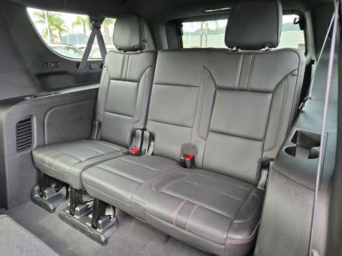 Used 2023 Chevrolet Suburban RST AWD/4WD image 30