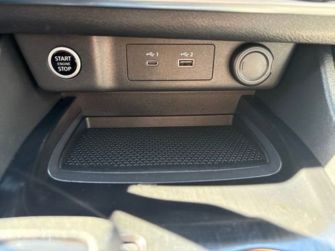 Used 2021 Nissan Rogue SV AWD/4WD image 29