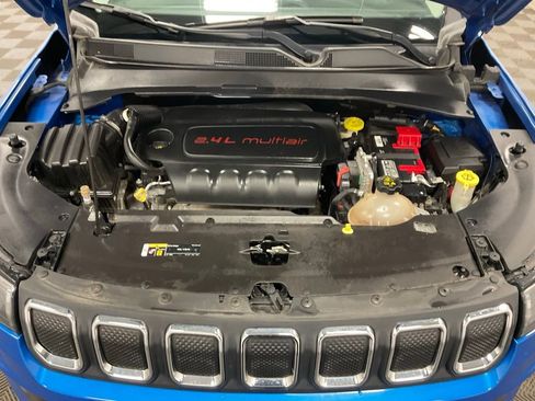 Used 2022 Jeep Compass Latitude image 8