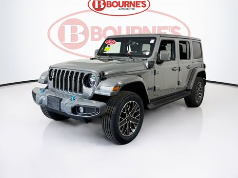 Used 2023 Jeep Wrangler Unlimited Sahara AWD/4WD image 6