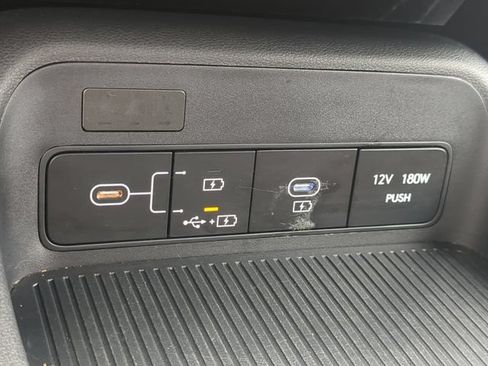 Used 2025 Hyundai Kona SEL FWD image 20