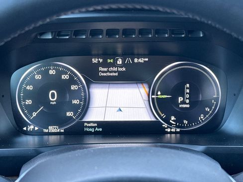 Used 2017 Volvo XC90 T8 Inscription w/ Vision Package image 27