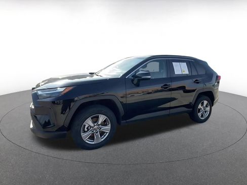 Used 2025 Toyota RAV4 XLE image 8