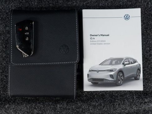 Used 2023 Volkswagen ID.4 Pro S Plus image 54