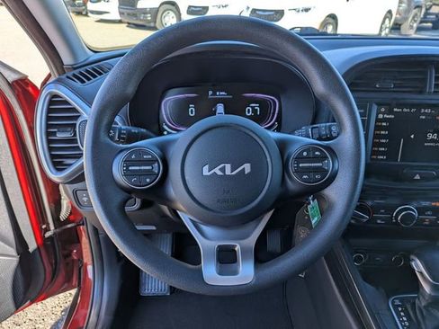 Used 2024 Kia Soul LX w/ Option Group 015 image 15