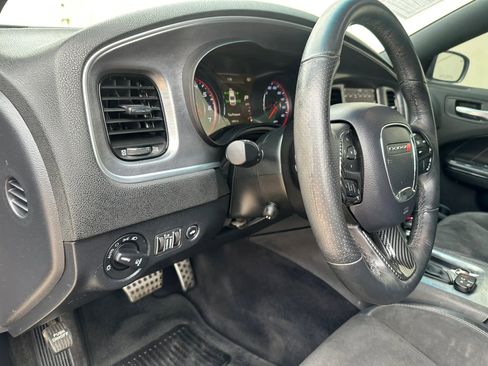 Used 2017 Dodge Charger R/T RWD image 33